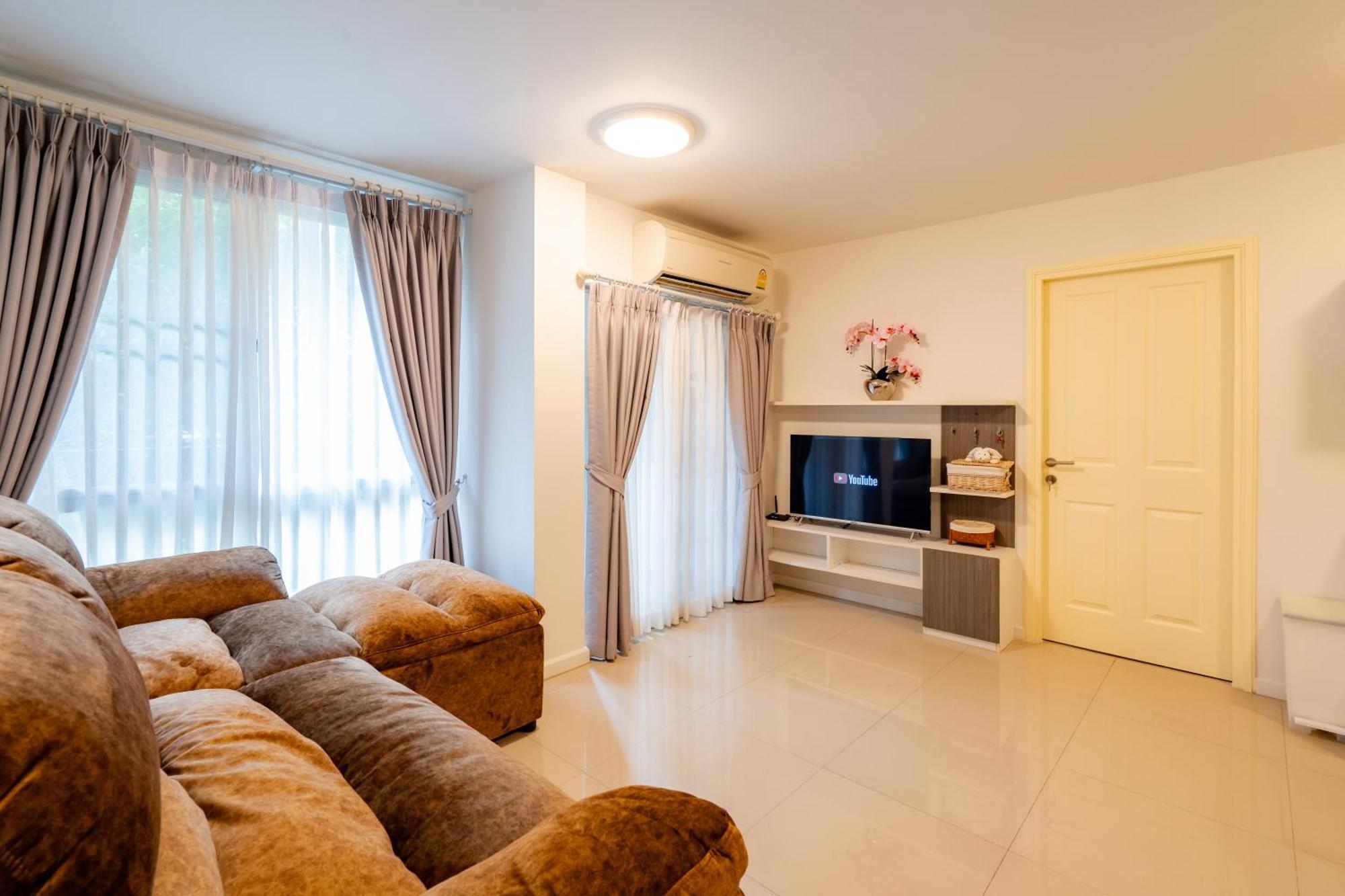 Luxury 2 Bedroom Old 168 Căn hộ Chiang Mai
