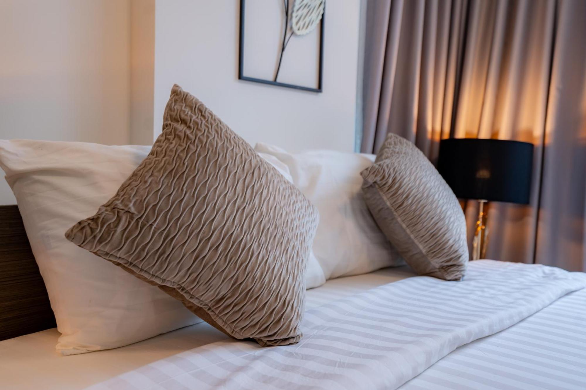 Căn hộ Luxury 2 Bedroom Old 168 *